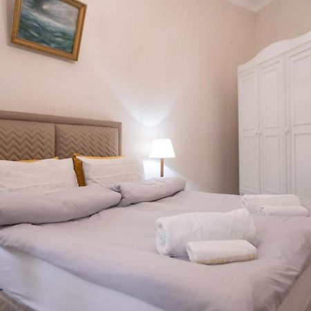 Old Town-Booking Apartment Tbilisi Exterior foto