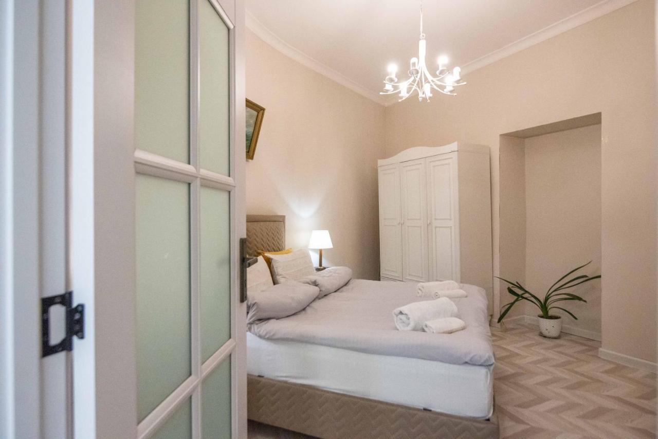 Old Town-Booking Apartment Tbilisi Exterior foto